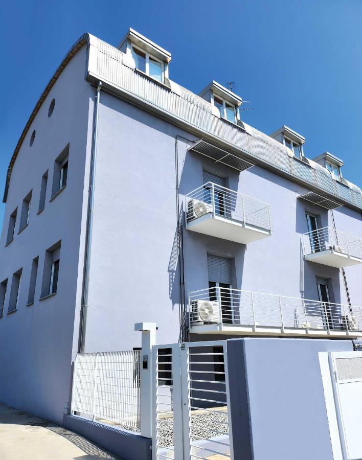 Ferienwohnung Rho Mind Fiera House Exterior foto